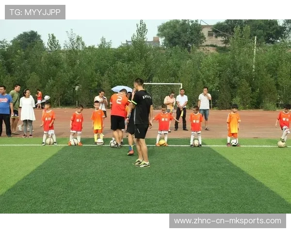 青年训练营与海外俱乐部交换训练计划促进技战术互学，国际青年训练营